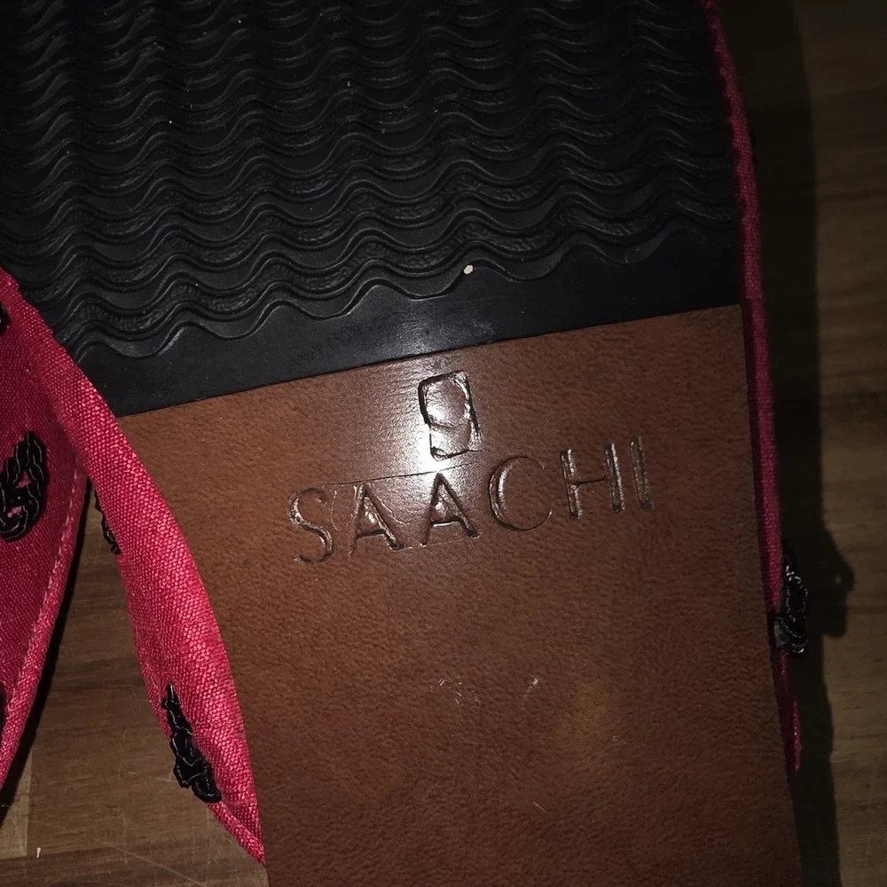 SAACHI Silk Embroidered Red And Black Slides Size 9‎ Mules Shoes Beaded
